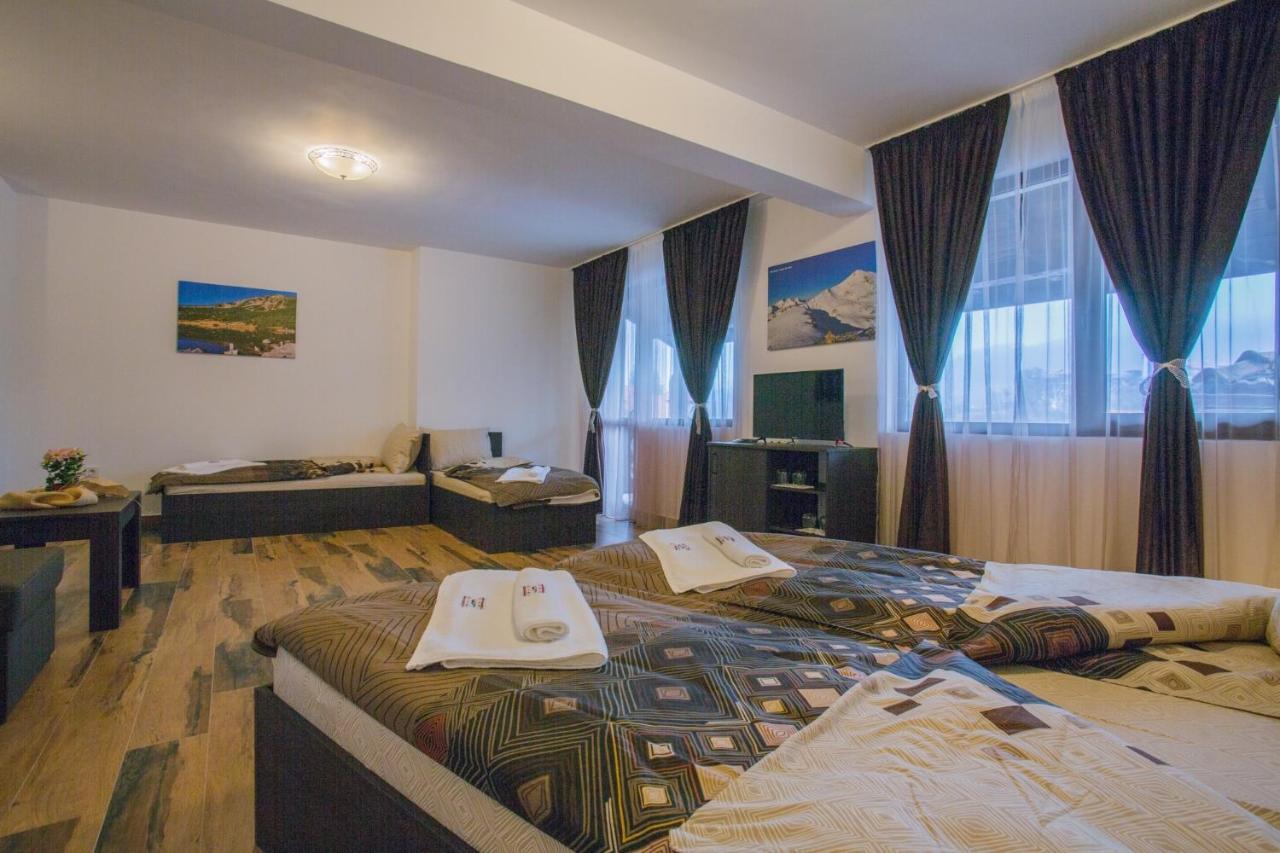Къща За Гости Бабуч Dobrinischte Exterior foto